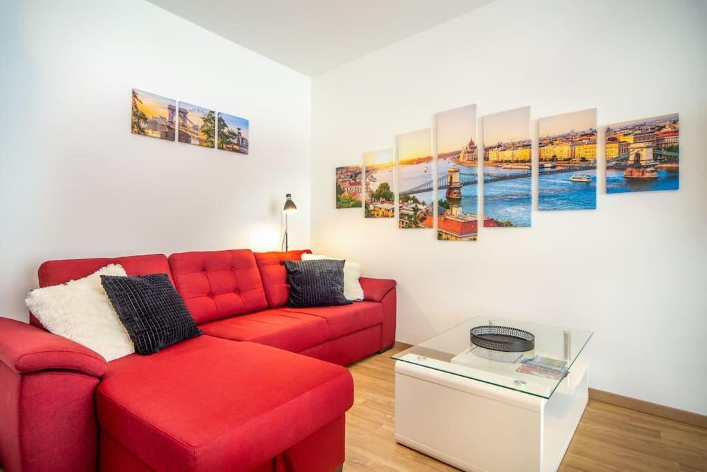 Grace Pine Apartment 1 Budapest Esterno foto
